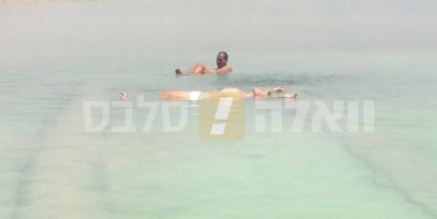 05.03 | Justin Bieber é fotografado no Mar Morto em Israel