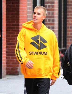 26.05 | Justin Bieber chegando no Aire Ancient Baths em Nova Iorque, NY