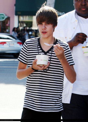 19.07 | Justin Bieber e Sean Kingston em Los Angeles