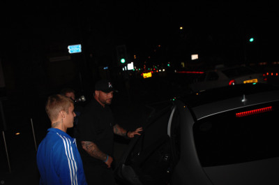 06.05 | Justin Bieber deixando o Australasian Bar & Restaurant em Manchester, Inglaterra
