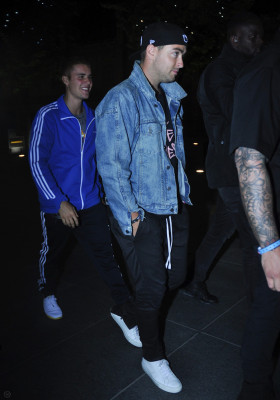 06.05 | Justin Bieber deixando o Australasian Bar & Restaurant em Manchester, Inglaterra