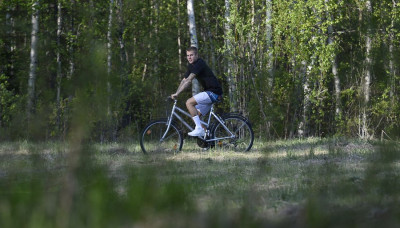 06.08 | Justin Bieber é fotografado em Luleå, Suécia
