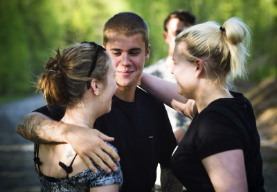 06.08 | Justin Bieber é fotografado em Luleå, Suécia