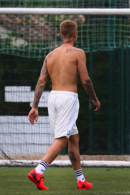 24.06 | Justin Bieber jogando bola em Nice, França