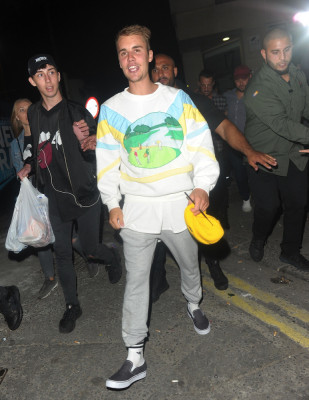 07.02 | Justin Bieber na Tape em Londres, Reino Unido