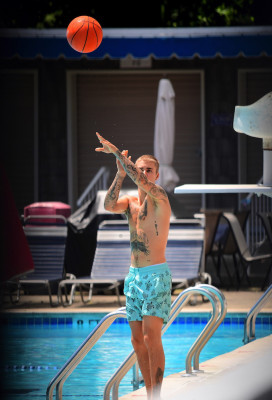 06.01 | Justin Bieber é fotografado em Nova Iorque, NY