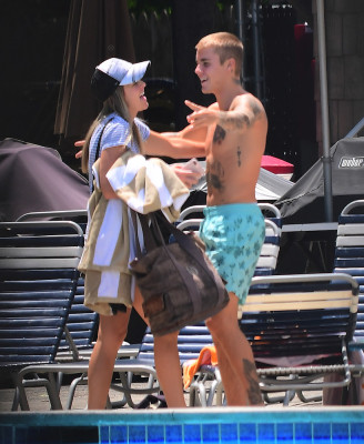 06.01 | Justin Bieber é fotografado em Nova Iorque, NY