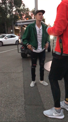 07.04 | Justin Bieber é fotografado em Sydney, Austrália