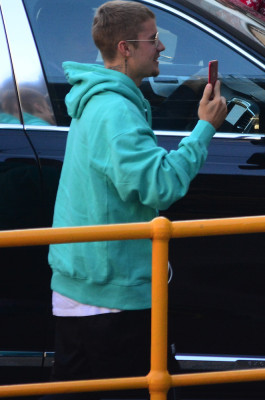 07.07 | Justin Bieber chegando na Qudos Bank Arena em Sydney, Austrália