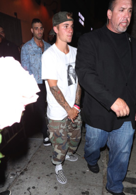 20.07 | Justin Bieber deixando o Warwick em Los Angeles, CA