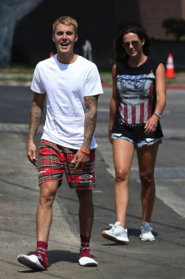 20.07 | Justin Bieber em West Hollywood, Califórnia
