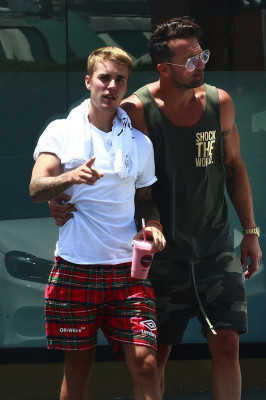20.07 | Justin Bieber em West Hollywood, Califórnia