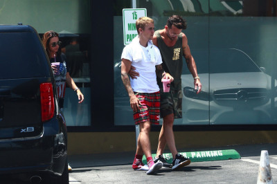 20.07 | Justin Bieber em West Hollywood, Califórnia