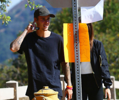 23.07 | Justin Bieber com a modelo Audreyana Michelle em Los Angeles, CA