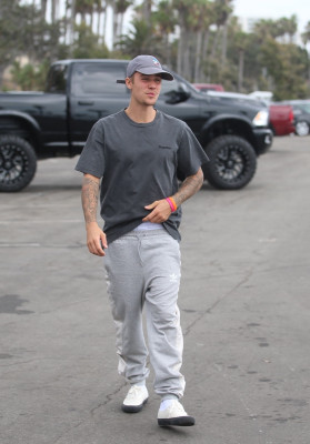 24.07 | Justin Bieber em Santa Mônica, Califórnia