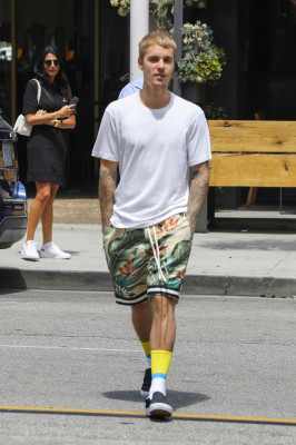 25.07 | Justin Bieber em Beverly Hills, Califórnia