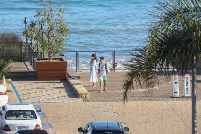 28.07 | Justin Bieber é fotografado em Malibu, na Califórnia