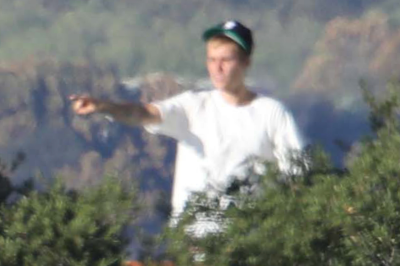 28.07 | Justin Bieber no hotel em Malibu, Califórnia