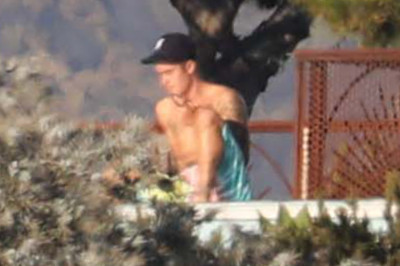 28.07 | Justin Bieber no hotel em Malibu, Califórnia