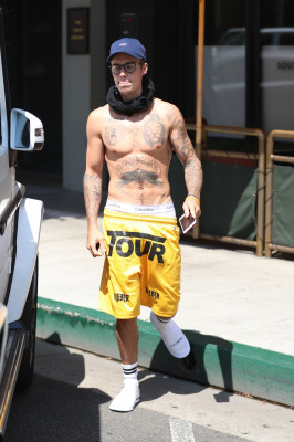 31.07 | Justin Bieber no restaurante em West Hollywood, Califórnia