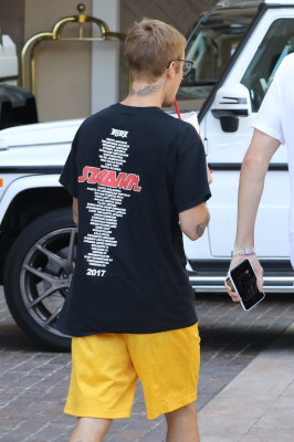 08.01 | Justin Bieber no hotel Montage em Beverly Hills, CA