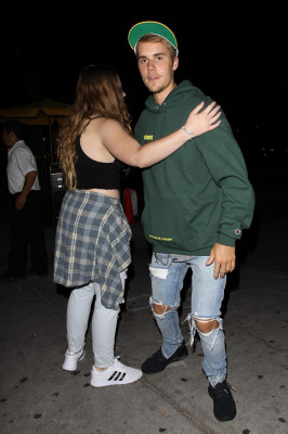 08.06 | Justin Bieber deixando o Peppermint Club em West Hollywood, CA