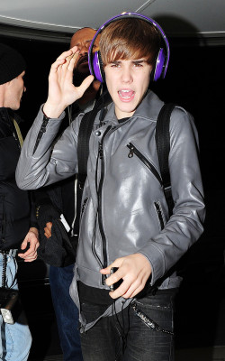 29.11 | Justin Bieber chegando ao hotel Central London