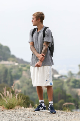 14.08 | Justin Bieber no Runyon Canyon em Los Angeles, Califórnia