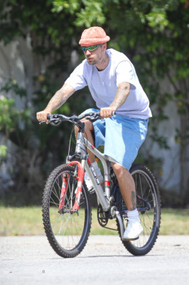 03.06 | Andando de bicicleta com Eddie Benjamin em Los Angeles, CA