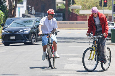 03.06 | Andando de bicicleta com Eddie Benjamin em Los Angeles, CA