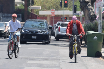 03.06 | Andando de bicicleta com Eddie Benjamin em Los Angeles, CA