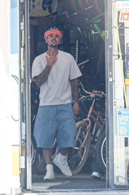 03.06 | Andando de bicicleta com Eddie Benjamin em Los Angeles, CA