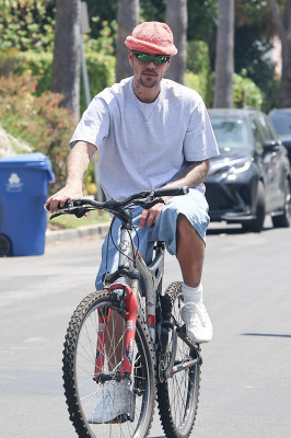 03.06 | Andando de bicicleta com Eddie Benjamin em Los Angeles, CA