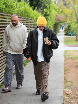 16.04 | Aparição em Los Angeles, Califórnia.
