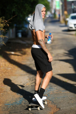 16.09 | Justin Bieber em Los Angeles, CA