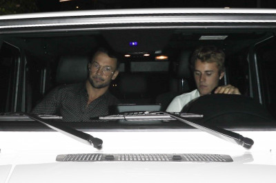 20.09 | Justin Bieber deixando o The Nice Guy em West Hollywood, CA