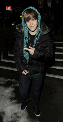 14.01 | Justin Bieber deixando a rádio Key 103