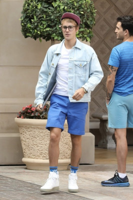 22.09 | Justin Bieber no hotel Montage em Beverly Hills, Califórnia