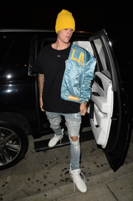 22.09 | Justin Bieber chegando no Catch em West Hollywood, Califórnia
