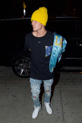 22.09 | Justin Bieber chegando no Catch em West Hollywood, Califórnia
