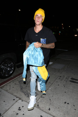 22.09 | Justin Bieber chegando no Catch em West Hollywood, Califórnia