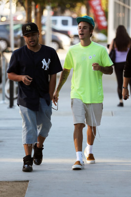 28.09 | Justin Bieber é visto em Los Angeles, CA