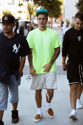 28.09 | Justin Bieber é visto em Los Angeles, CA