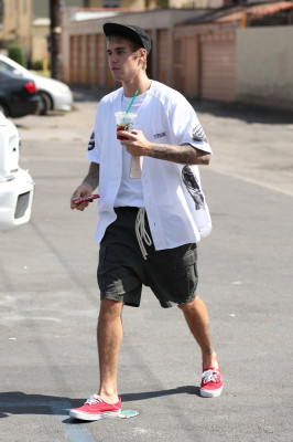 10.02 | Justin Bieber em Los Angeles, Califórnia
