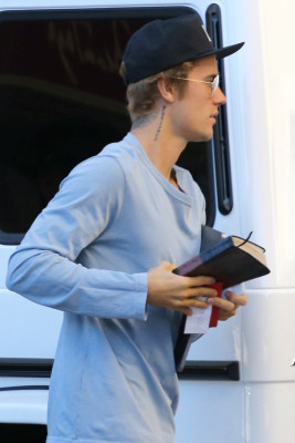 26.10 | Justin Bieber no hotel Montage em Beverly Hills, Califórnia