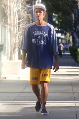 26.10 | Justin Bieber em Beverly Hills, Califórnia