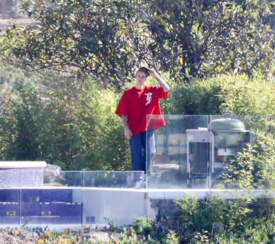 29.10 | Justin Bieber em Beverly Hills, Califórnia