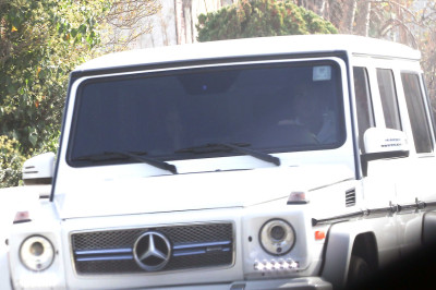 29.10 | Justin Bieber chegando em sua casa em Los Angeles, CA