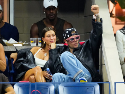 01.09 | Justin e Hailey Bieber no US Open de Tênis.