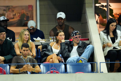 01.09 | Justin e Hailey Bieber no US Open de Tênis.